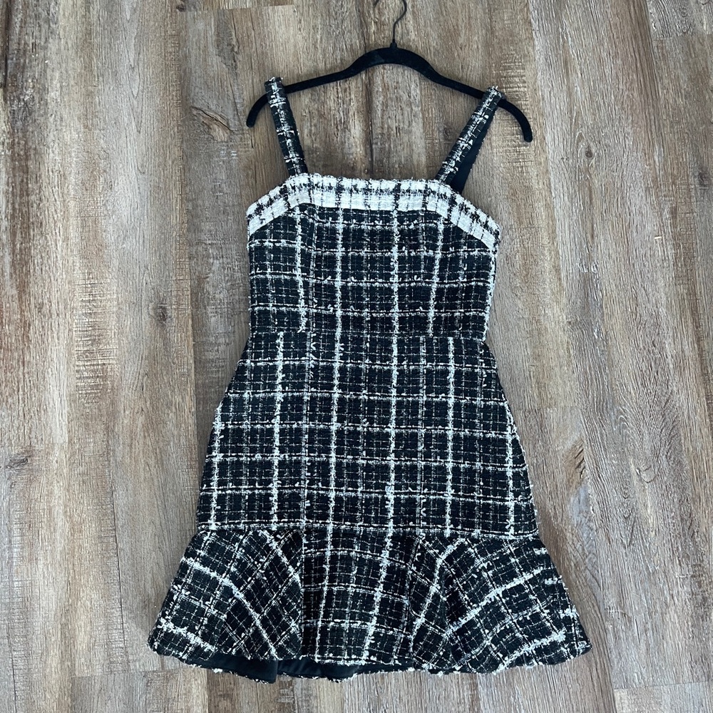 Chic Black and White Plaid Dress
